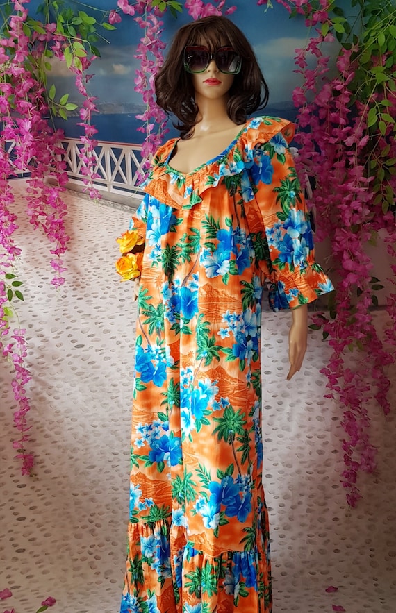 Vintage Kaftan:  Epic Vintage 1970s Orange Blue Gr