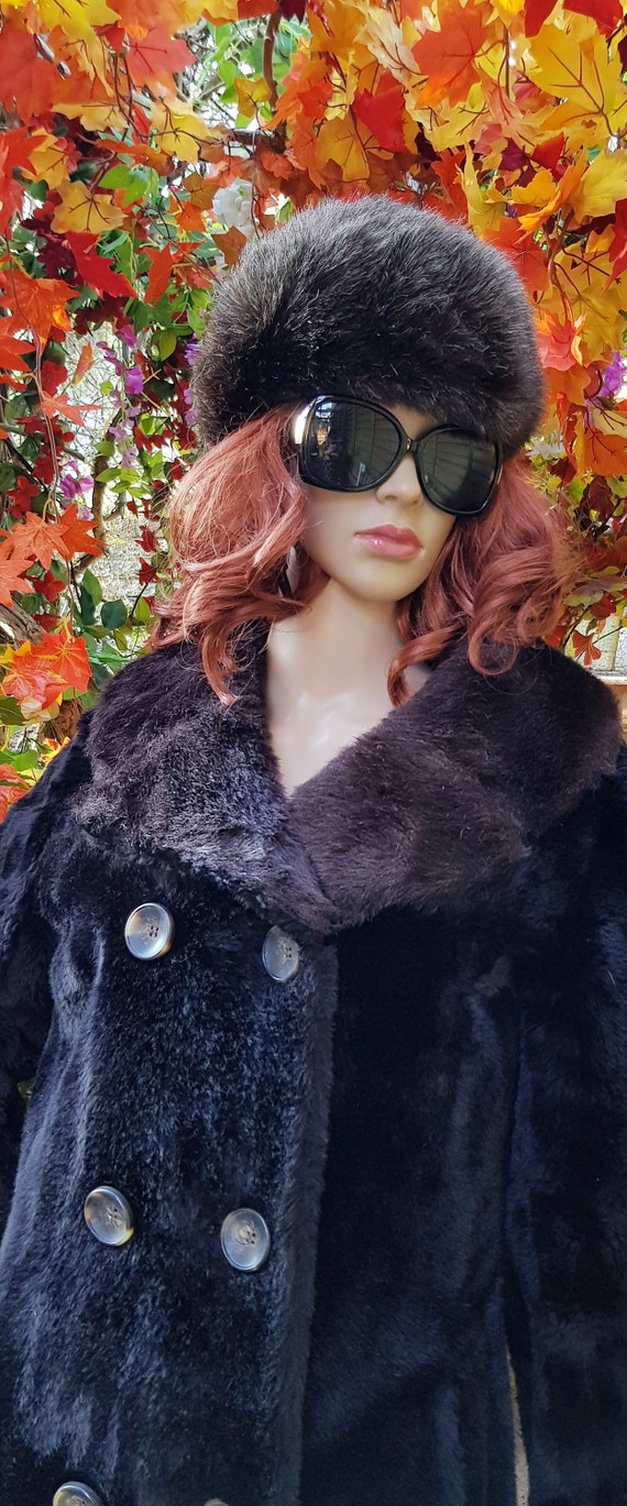 Vintage Dark Brown Faux Fur Beret 80s Brown Wool Beret/ Brown Faux Fur Border Large Vintage - Etsy main image 2