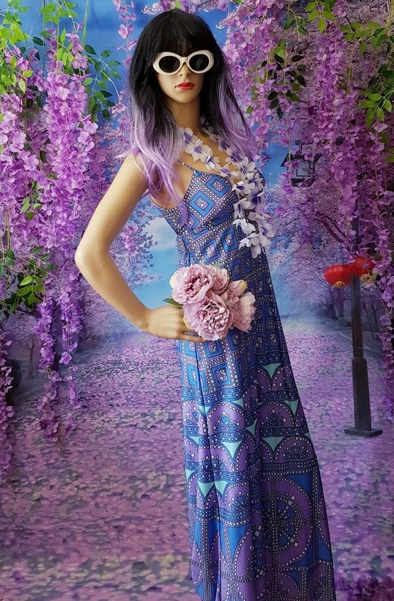 UK 6/8 (US 2/4) Fab Vintage 1970s Blue Lilac Aqua White Abstract Pattern Maxi Dress Sun Dress Beach Dress by Pippa Dee - Etsy UK 6/8 (US 2/4) Fab Vintage 1970s Blue Lilac Aqua White Abstract Pattern Maxi Dress Sun Dress Beach Dress by Pippa Dee - Etsy