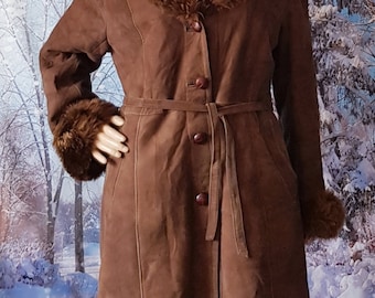 Vintage Coat: Lovely Vintage 1970s Mocha / Mid Brown Suede and
