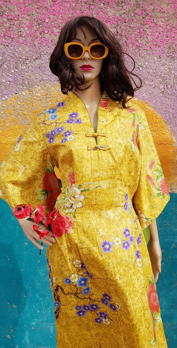 Vintage Kaftan: Iconic Vintage 1950s Saffron Gold… - image 3