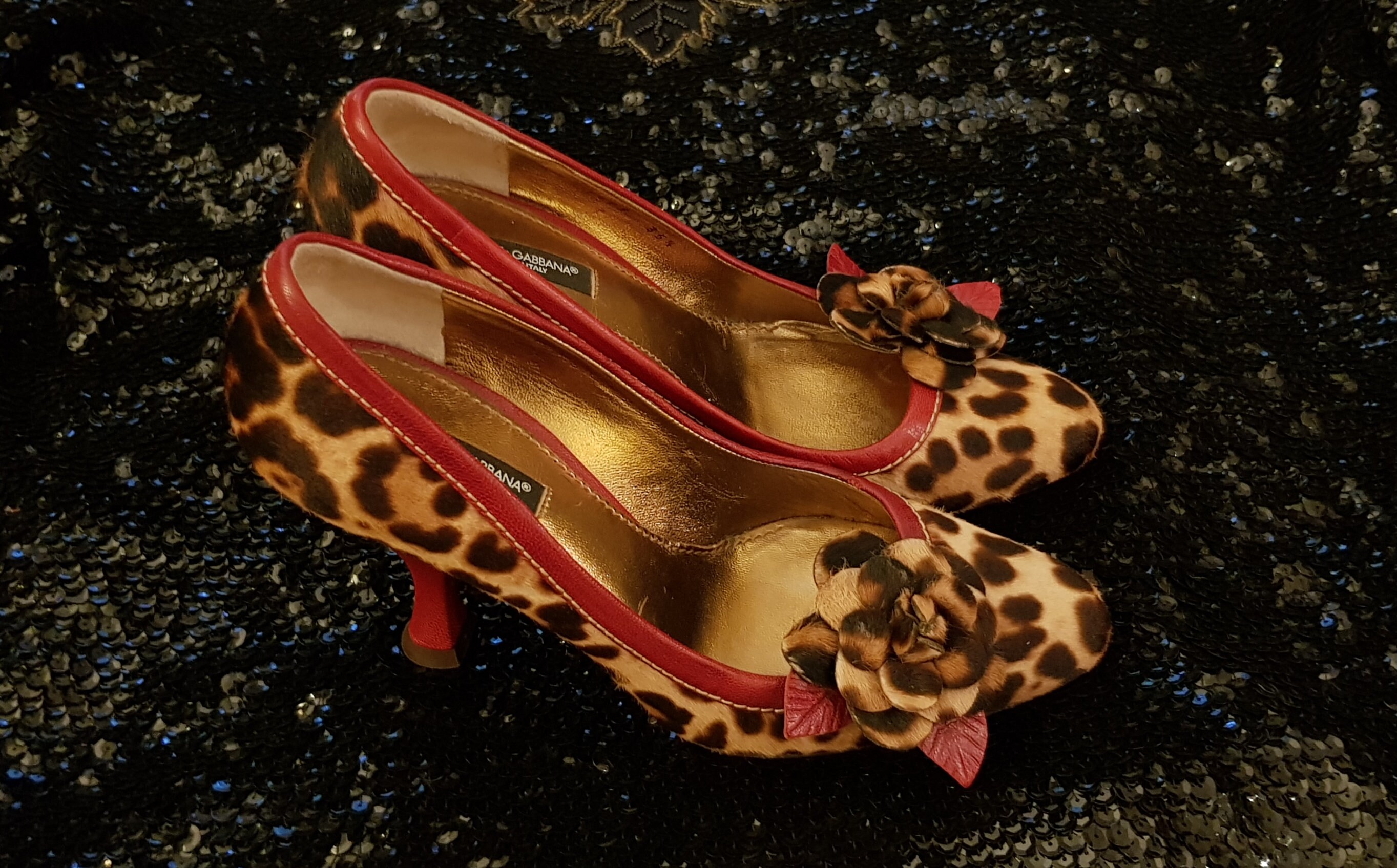 Dolce & Gabbana Red Pony-hair  Shoes 90s Dolce and Gabbana Pony Hair Pumps – NOREN main image 3