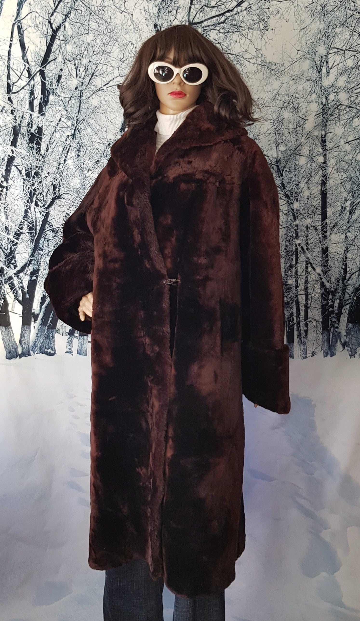 Vintage Coat: Lovely Vintage 1950s/1960s Dark Brown 