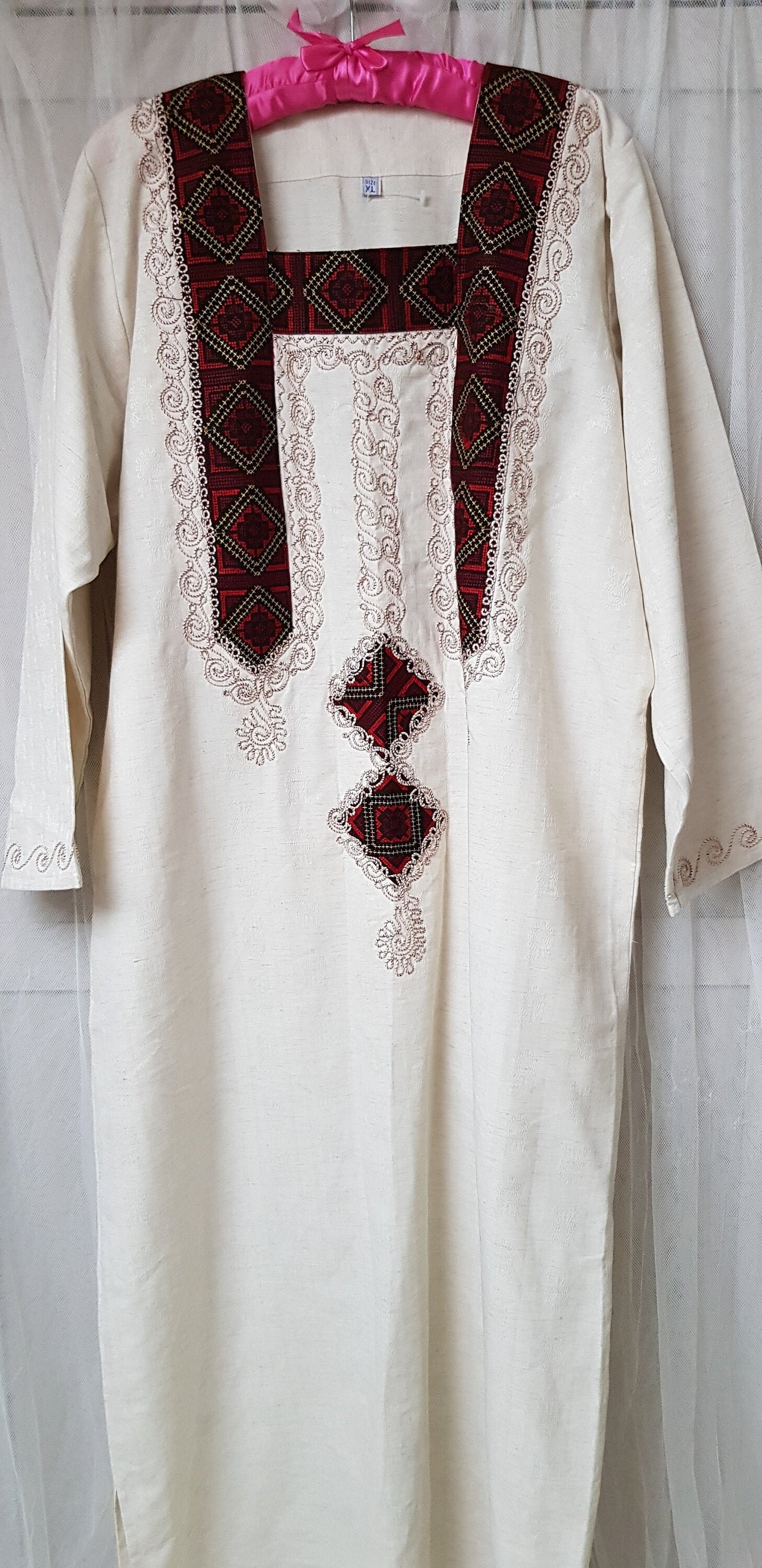 Image of Gorgeous Vintage Cream Men's/Unisex Embroidered Ethnic Long Kaftan Tunic