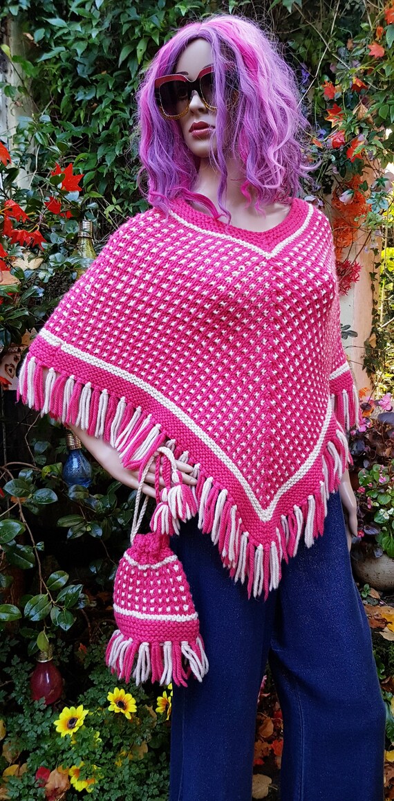 Vintage Poncho: Gorgeous Vintage 1970s Pink and W… - image 7