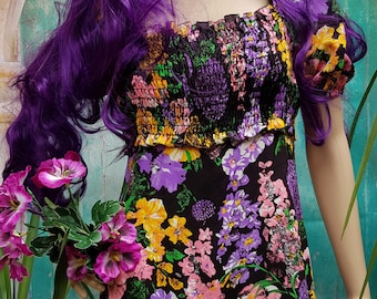 UK 8/10 (US 4/6) Pretty Vintage 1970s Black, Purple, Yellow, Pink and Green Floral Prairie Style Maxi Dress