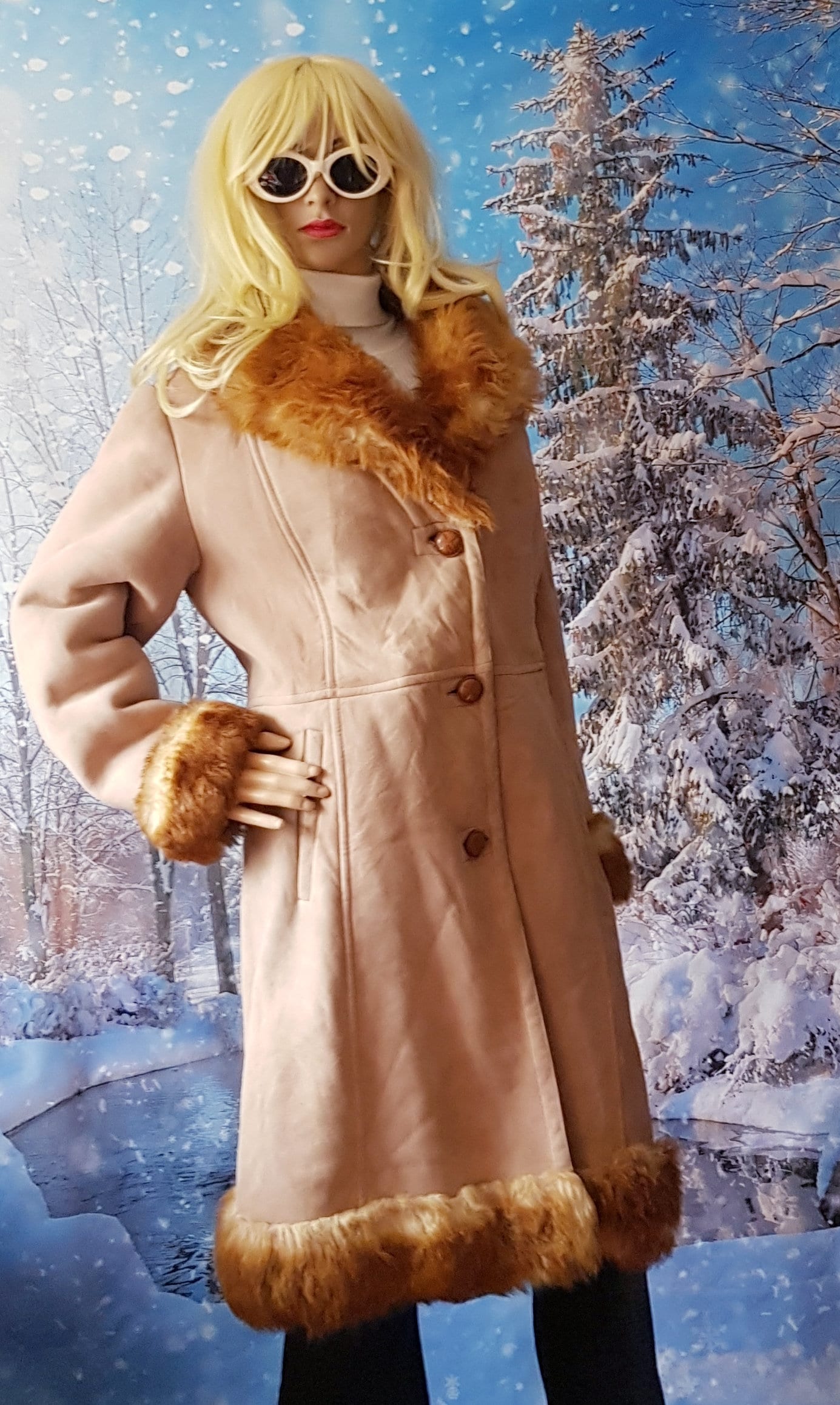 Vintage Coat: Beautiful Vintage 1970s Camel Beige Sheepskin Afghan