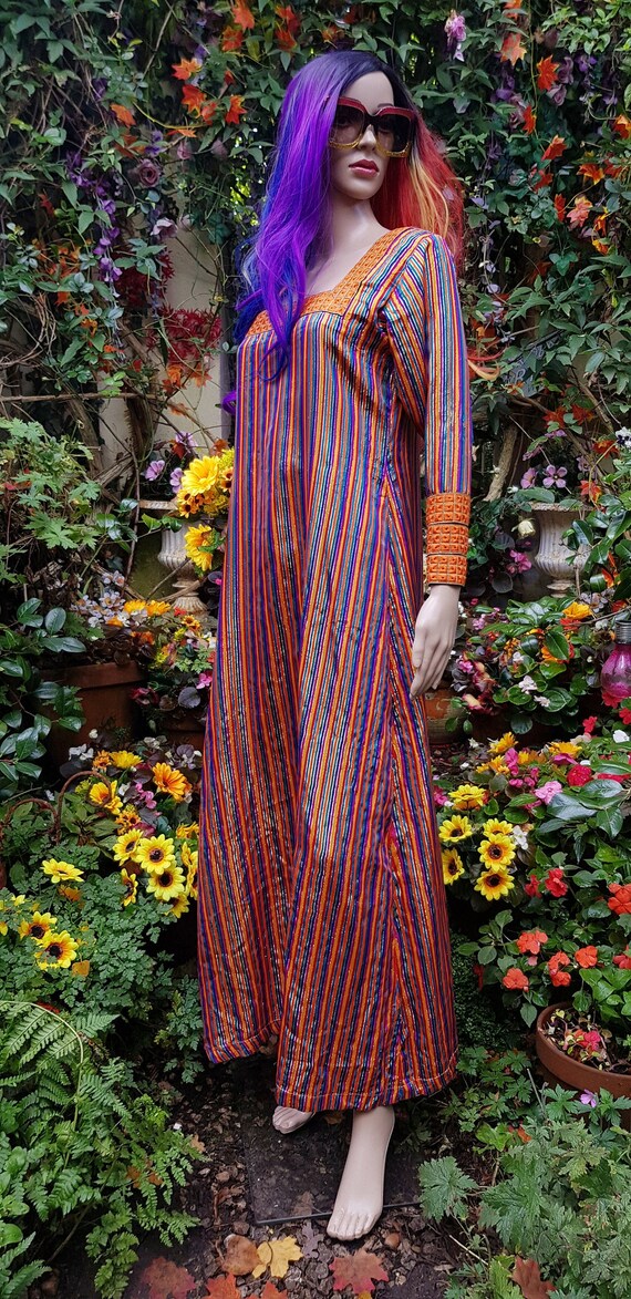 Vintage Kaftan: Funky Vintage 1970s Psychedelic R… - image 3