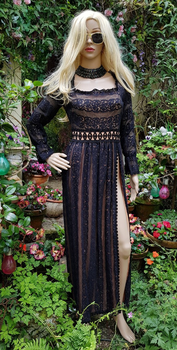 UK 8 (US 4) Stunning Vintage 1970's Futura Couture Black Lace & Beige Sexy Evening Dress With Long Side Split - Etsy UK 8 (US 4) Stunning Vintage 1970's Futura Couture Black Lace & Beige Sexy Evening Dress With Long Side Split - Etsy