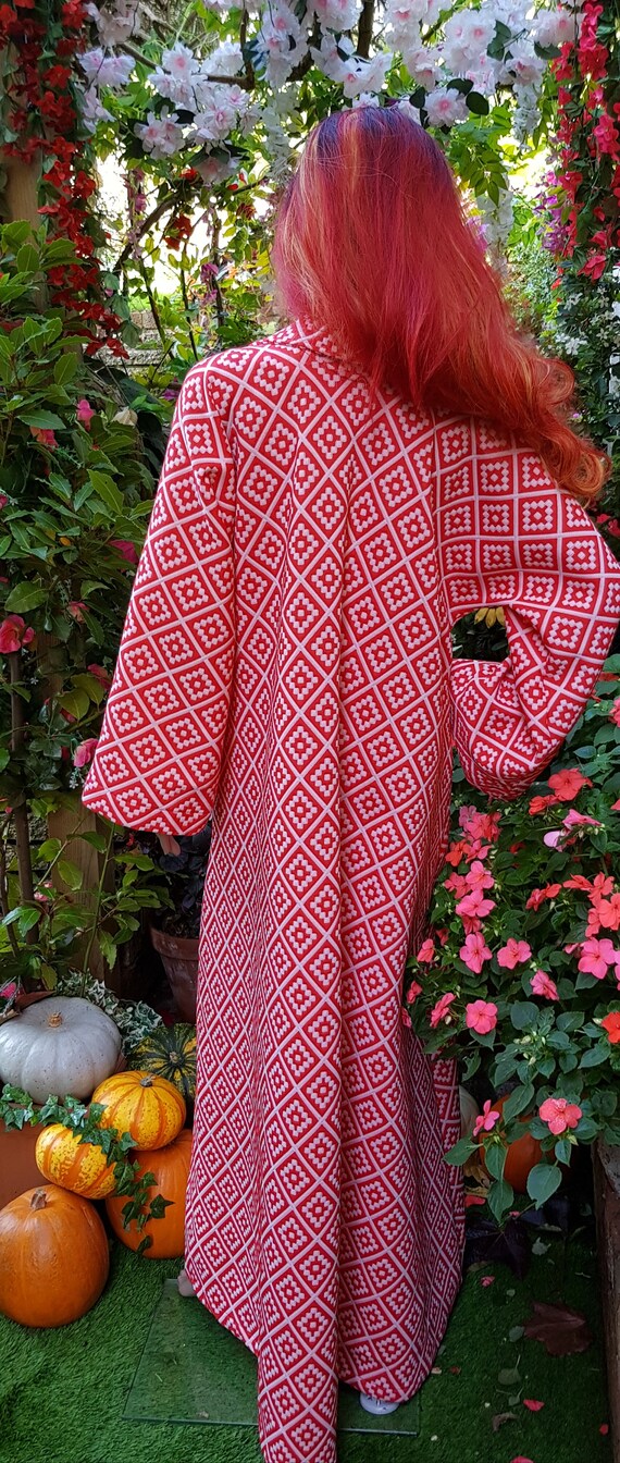 Plus Size Stunning Vintage 1970s Red & White Long… - image 10