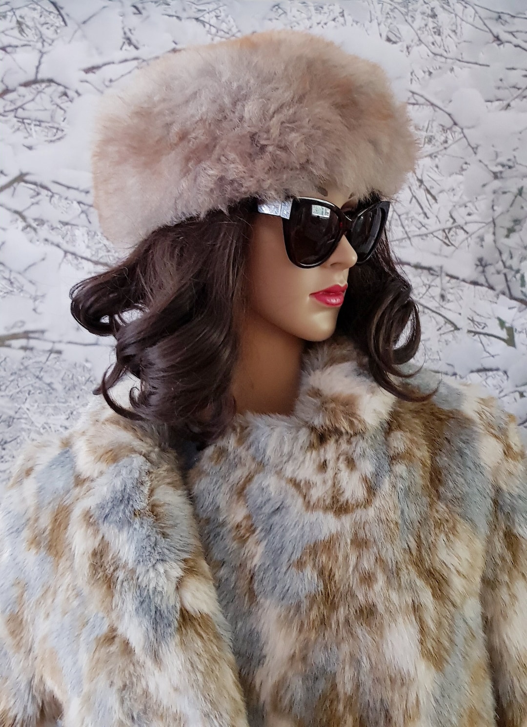 1960s Beige Sheepskin Shearling Mod Fur Hat With Satin Lining Vintage Estate Vintage Hat: Gorgeous Vintage 1960s/70s Taupe Brown and Grey  main image 4