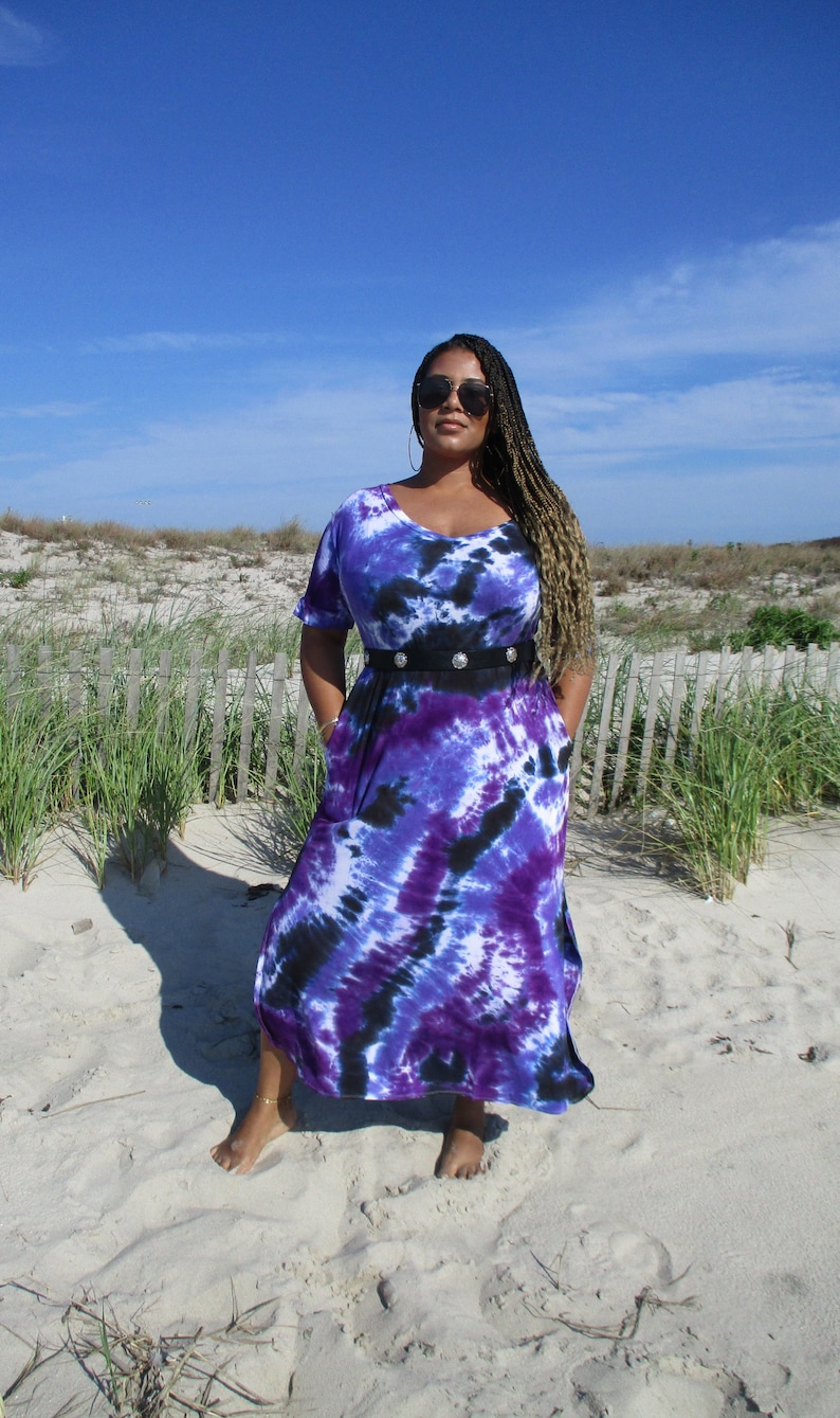 Plus Purple Maxi Dress, Tie Dye Dress with Pockets, Plus Size Tie Dye, S-4XL, Curvy image 1
