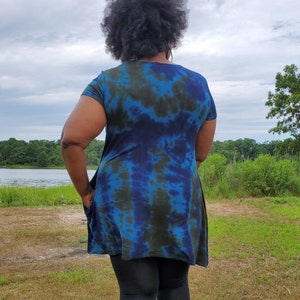 Cute A-Line Tunic with Pockets in PEACOCK Tie Dye image 8