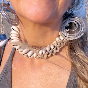 Chunky Cowrie Shell CHOKER