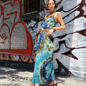 Summer Heat Tie Dye Maxi Dress with Pockets image 7