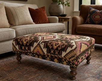 table basse ottomane vintage, ottomane tapissée kilim, tabouret, banc, pouf