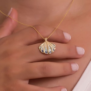 Oyster Necklaces, Functional Oyster Necklaces, Name Necklaces, Customised, Personalised Necklaces, Aqua Marine Stones Oyster Necklaces