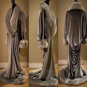 silver velvet-robe/evening coat-old Hollywood glamour robe-cocoon coat-faux fur trim-1930s