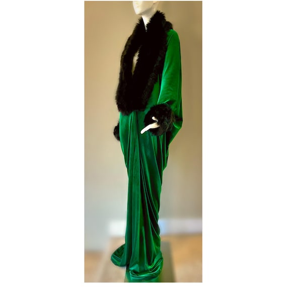 green velvet dressing gown Women's Dark Green Velvet Robe Long Warm Ladies Housecoat