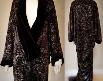 Custom-handmade-Black-gold embossed velvet robe-1920s-Downton style-Old Hollywood Glamour-Wedding-Burlesque-Drag