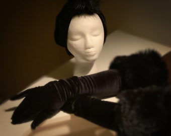 Chic velvet glove and turban set- velvet -evening -gloves-faux fur trim