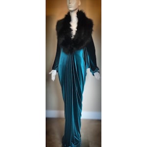 Peacock teal blue-Velvet robe-Handmade-Old Hollywood-1920s glamour-Wedding-Burlesque-Gift