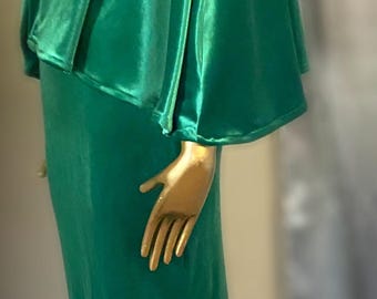 velvet wiggle gown with matching fur trimmed cape