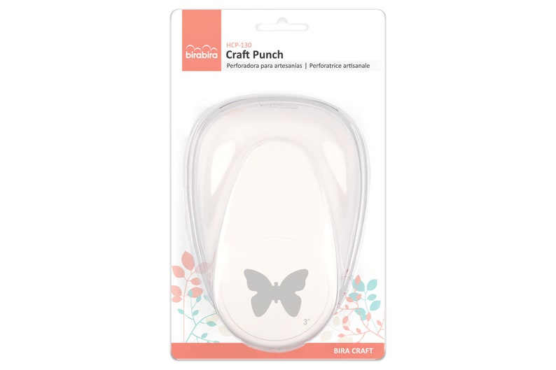 May include: White plastic craft punch with a butterfly design. The punch is packaged on a white and pink background with the text "birabira Craft Punch" and "Perforadora para artesanias | Perforatrice artisanale".