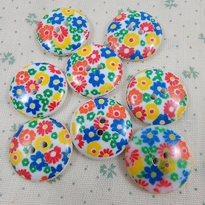 Botones para coser de plástico con estampado de flores multicolores vintage - Juego de 8