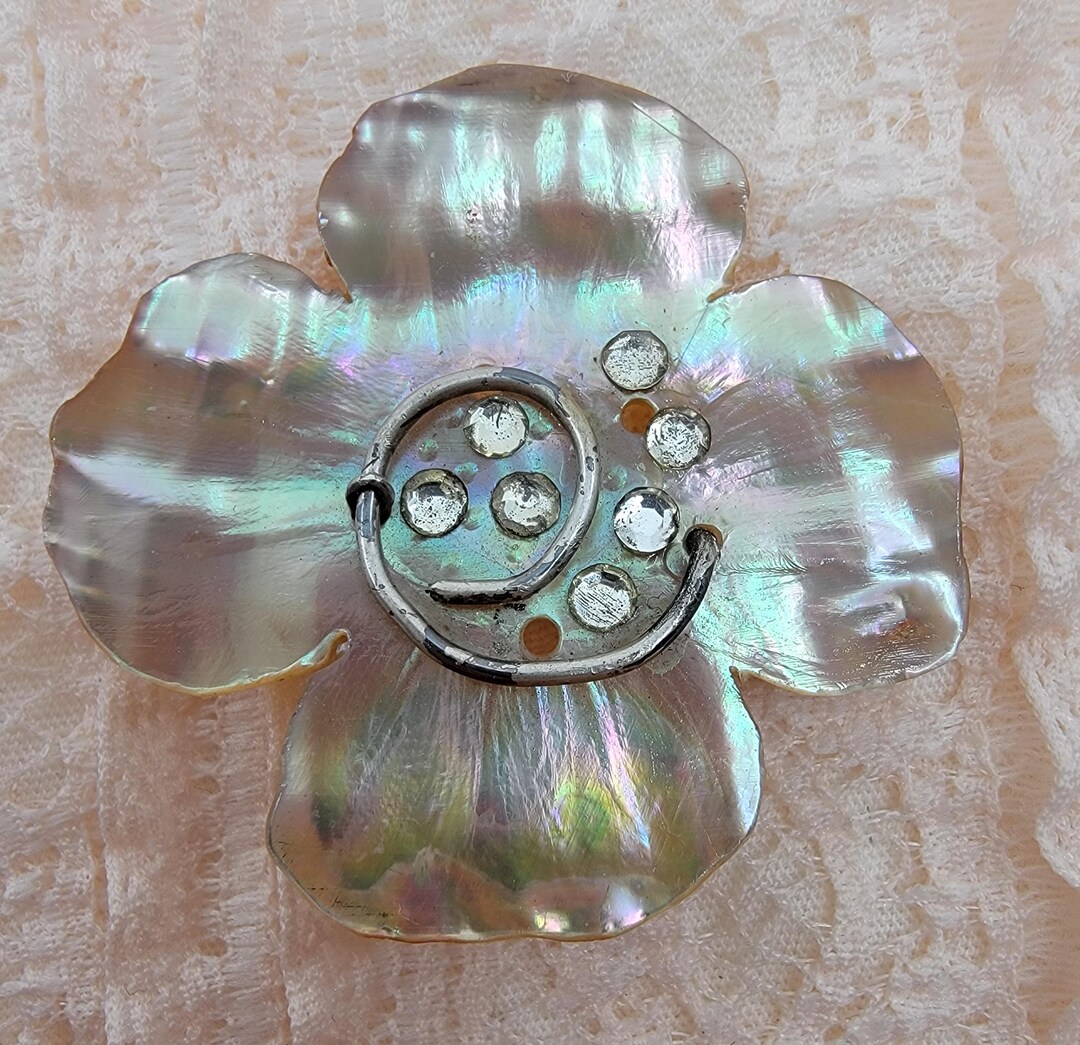 Vintage Large Mother of Pearl Shell Flower Pin With Rhinestone Accents ...