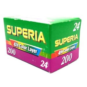 Fujifilm 35mm film COLOR Expired film LOMOGRAPHY Fujifilm Superia 200 24 FILM Roll for analog camera FREExSHIPPINGxWORLDWIDE