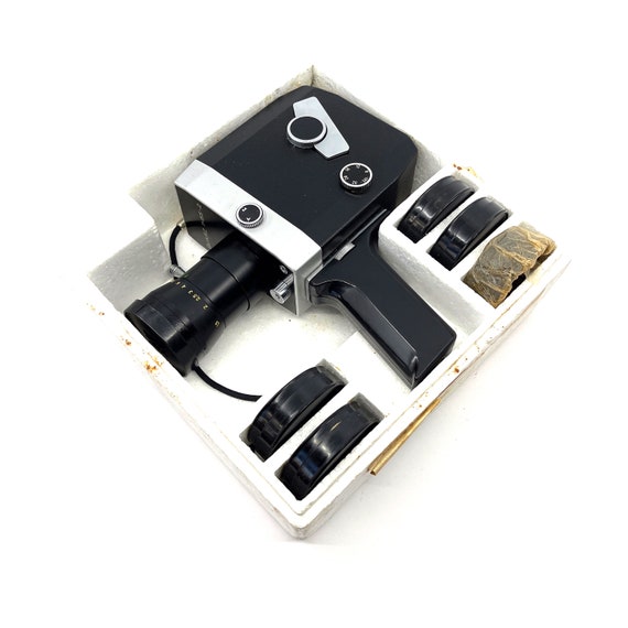 Super 8 FILM Camera TESTED Working Zenit Quarz 1x8s-2 8mm Film