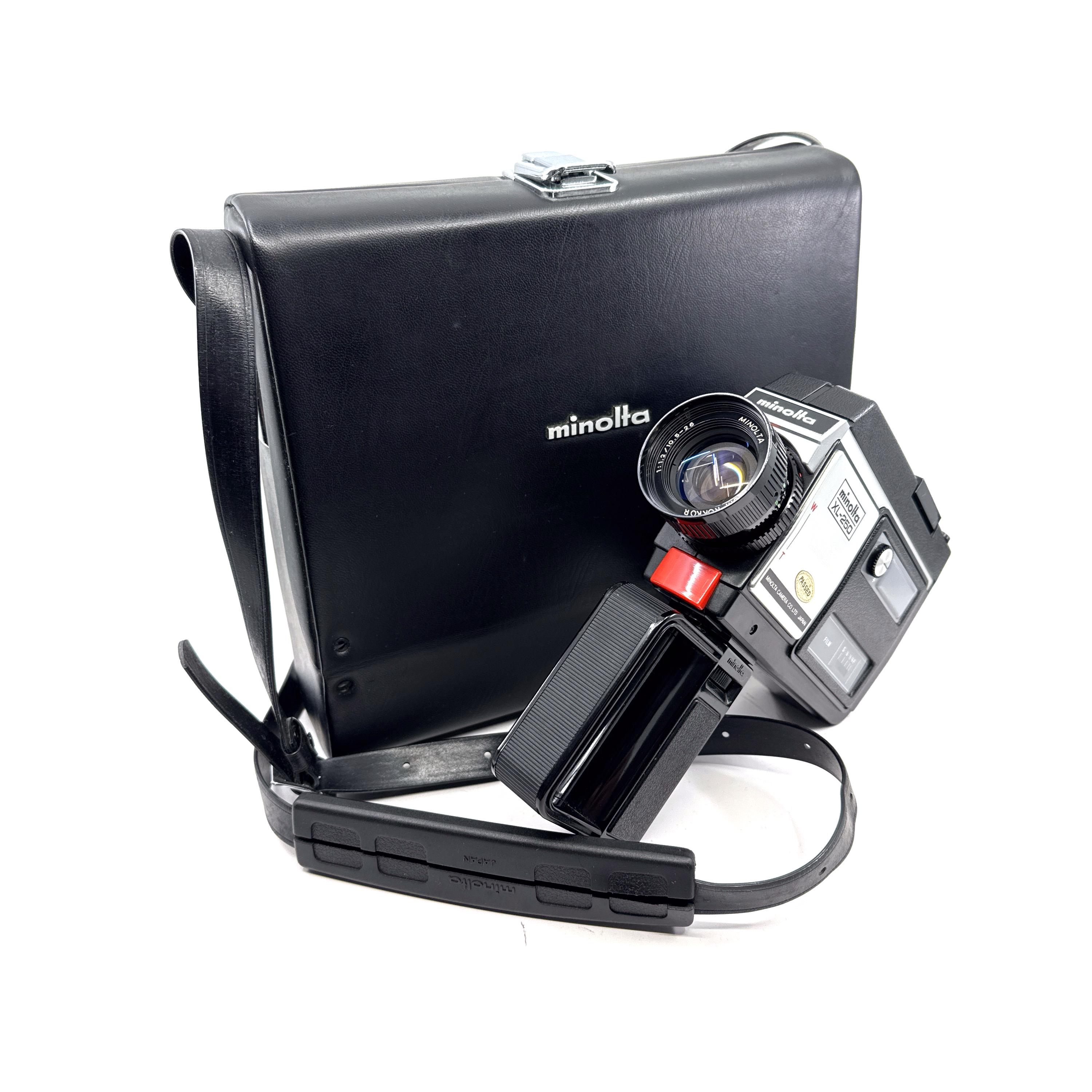 Super 8 Camera Tested and Working Minolta XL 250 8mm Film Camera +