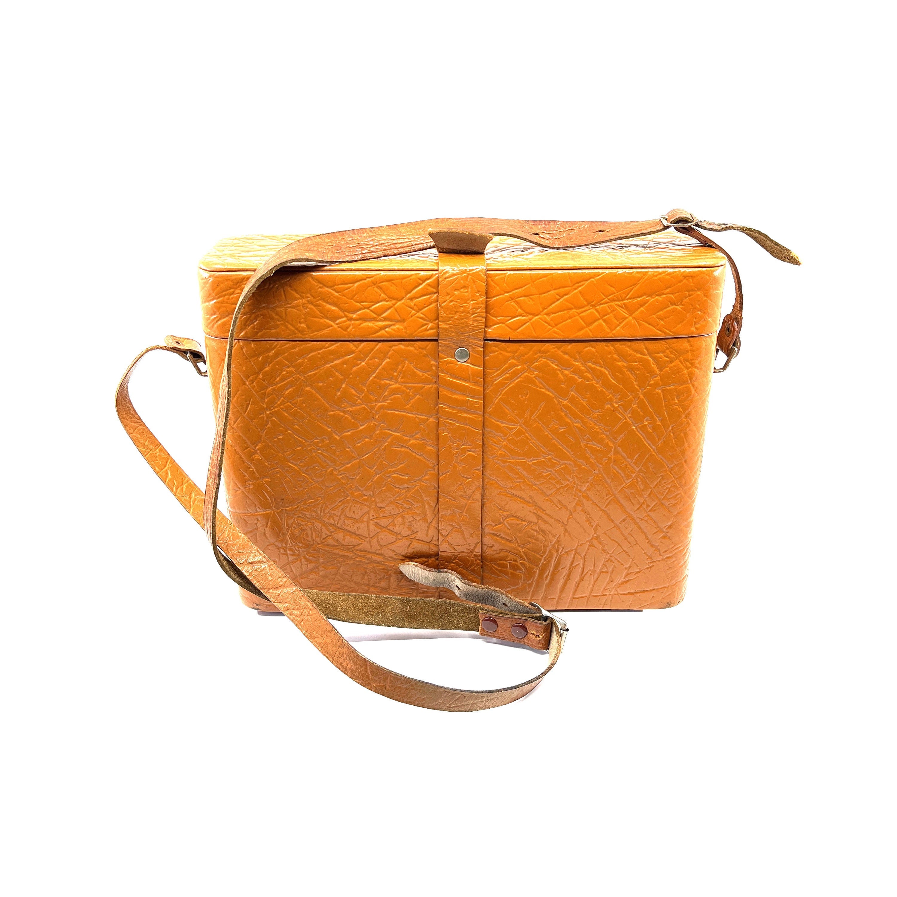 Etui rigide en cuir - Ressourcerie Histoires Sans Fin