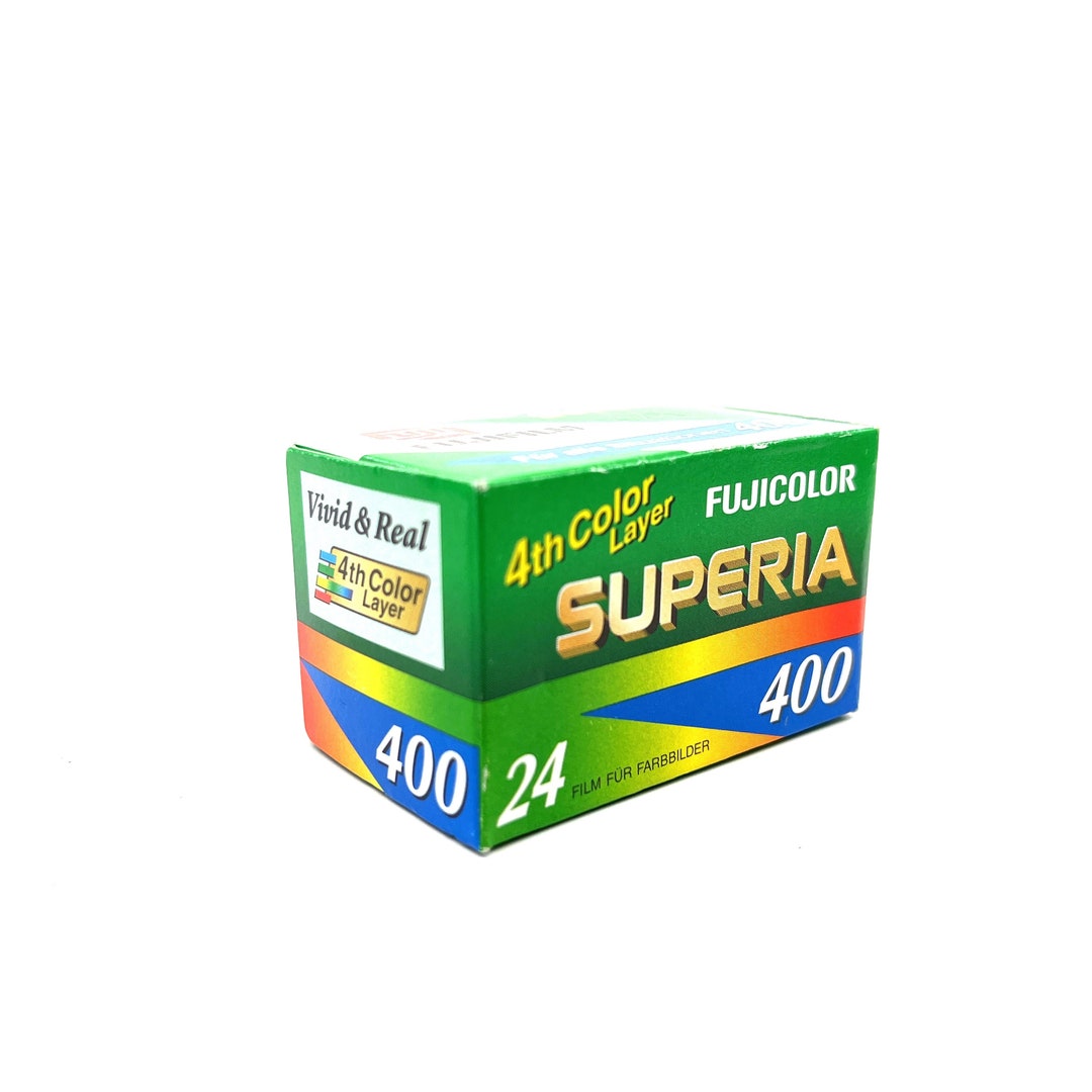 Fujicolor Superia 200 Review Fujifilm Fuji Superia 200 Expired - Main Image