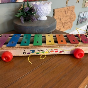 1978 Vintage Fisher Price Toy Pull a Tune Xylophone *works*