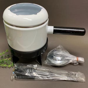 Roshco 2 liter fondue vitt porslin emaljgrytset med gafflar