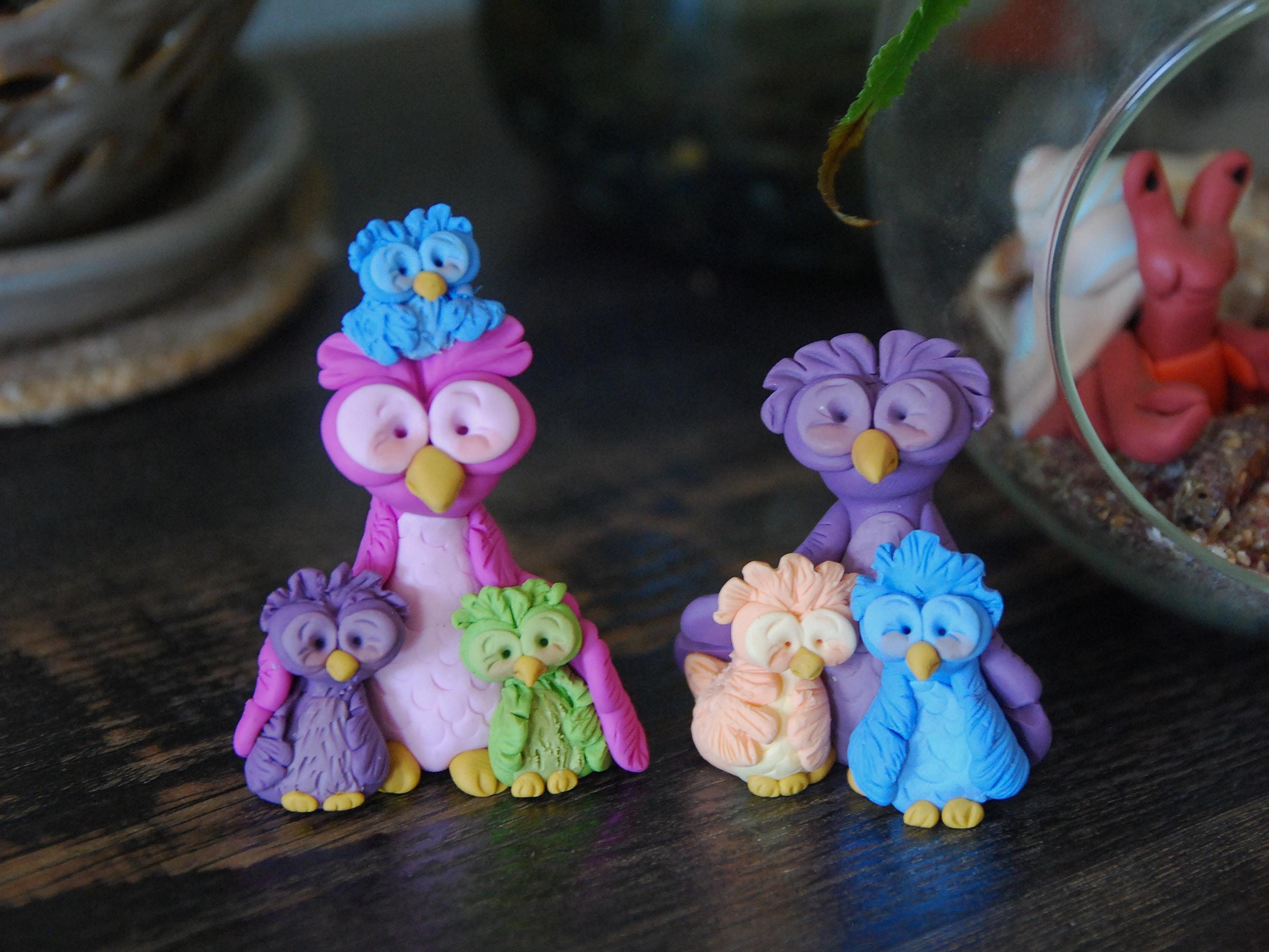 Hand-Sculpted Owl Family Figurine: Custom Polymer Clay Decor