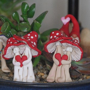 Valentine&#39;s Day Mushroom, Mushroom Garden Deco, Miniature Mushroom, Polymer Clay, Hippie Room Deco, Miniature Garden Gnome, Ladybug Garden