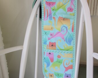 Aquamarine Cat Print Oven Gloves: Quilted Kitchen Decor, Mum's gift