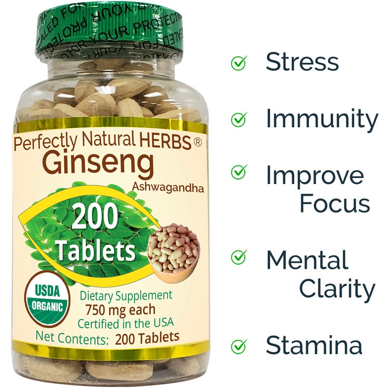Puede incluir: Una botella de comprimidos de suplemento diet&eacute;tico Ginseng Ashwagandha de Perfectly Natural HERBS. La botella es amarilla y verde con una etiqueta blanca. La etiqueta dice "200 comprimidos" y "750 mg cada uno". La botella est&aacute; sobre un fondo blanco. La imagen tambi&eacute;n incluye una lista de los beneficios del suplemento, incluyendo el estr&eacute;s, la inmunidad, la mejora del enfoque, la claridad mental y la resistencia.