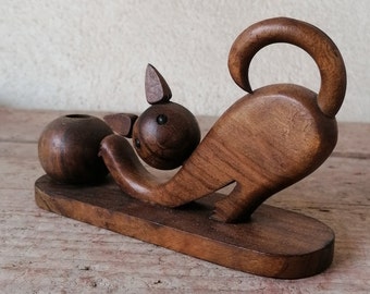 Holzkatze mit Kugel, italienischer Vintage-Stifthalter aus den 60er Jahren, Schreibtischzubehör, Bücherregal-Dekor, Heimbüro-Dekor