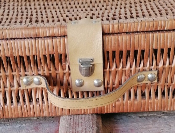 Bag, small vintage wicker suitcase, 60s/70s, Ital… - image 4