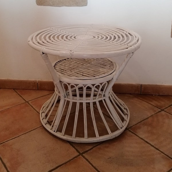 Table basse italienne des années 60 en rotin, table basse vintage salon de forme circulaire, table basse en bambou, blanc