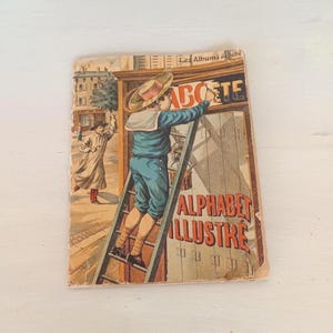 Antico abecedario francese , alfabeto illustrato , libro d'epoca per bambini , design e arte tipografica  , stile nostalgico