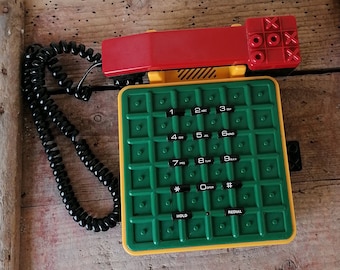 Téléphone en plastique vintage des années 80, téléphone Telegroup, italien, téléphone de collection, téléphone rétro, téléphone tic-tac-toe,