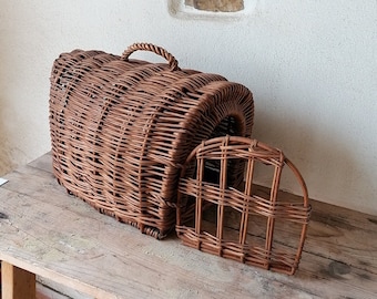 Wicker carrier for cat, cat house, vintage 60s, cat furniture, pet house, wicker basket