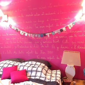 DECORATIVE GARLAND