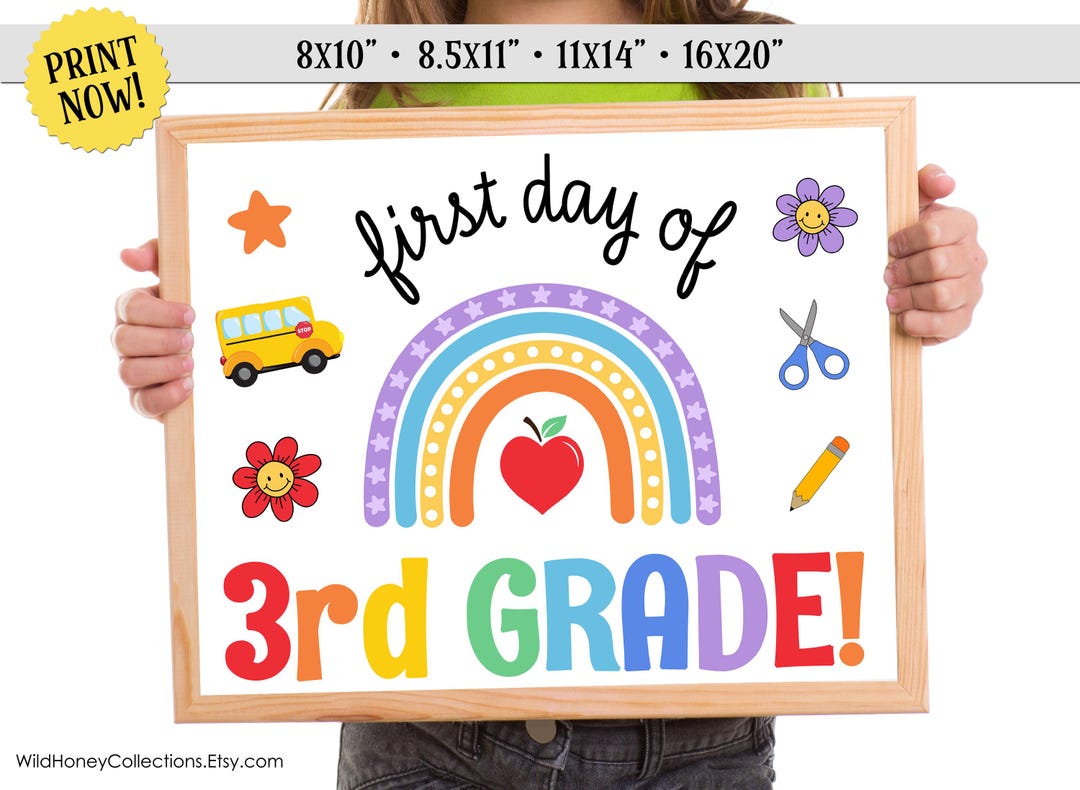 First Day of 3rd Grade Sign: Printable Photo Prop (digital Download) - Etsy