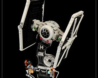 Display stand 3D-ENGV angled for Lego 75393 TIE Fighter + minifigures slots (A1104)